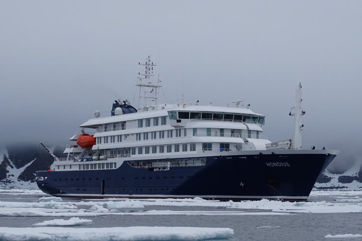Hondius, Antarctica Cruise Ship
