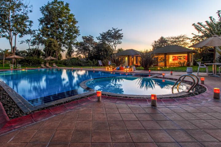 Acacia Farm Lodge | Pool Acacia Farm Lodge, Pool