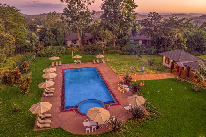 Acacia Farm Lodge | Pool Acacia Farm Lodge, Pool